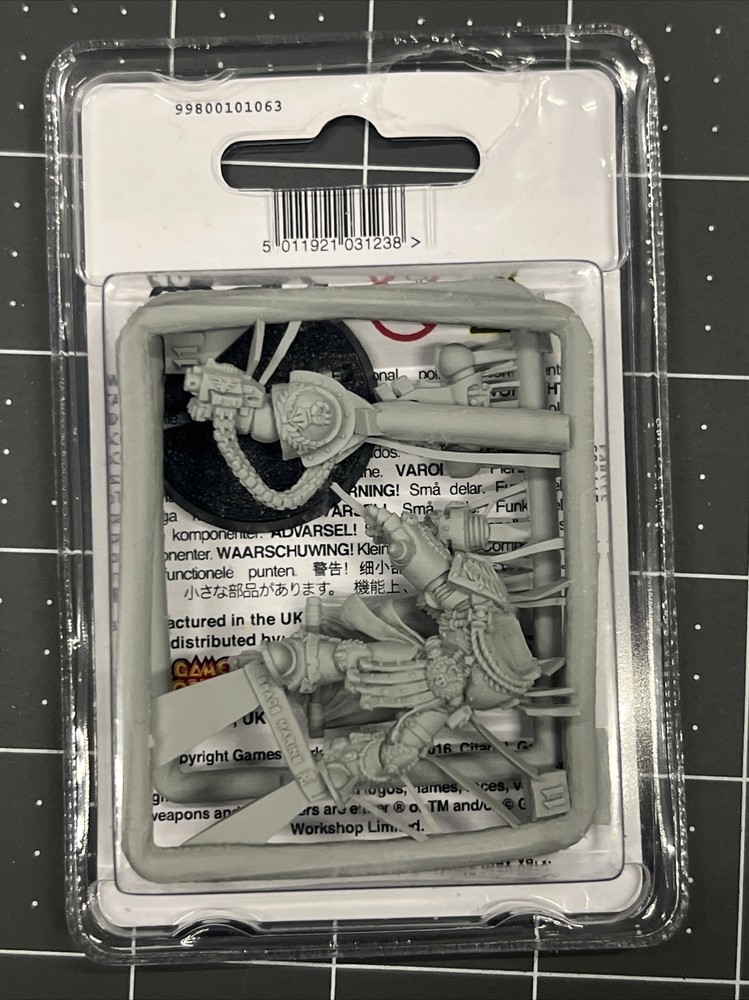 PEDRO KANTOR: Warhammer 40K Space Marine Crimson Fists Chapter Master NIB