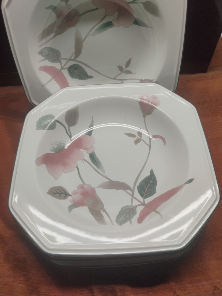 Mikasa Silk Flowers  Rim Soup/Cereal  Bowls,  Set of 2