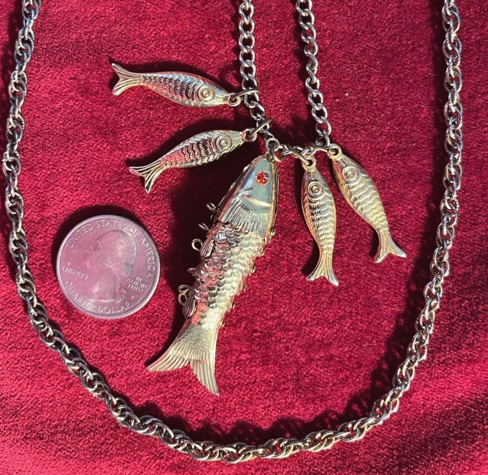 Vintage Articulated Fish Necklace - Gold Color - 30