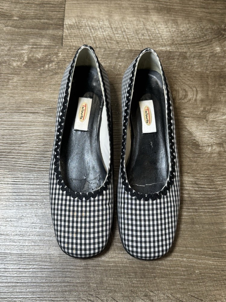 VINTAGE TALBOTS MADE IN SPAIN WOMENS BLACK/WHITE SLIP ON PUMPS FLATS 7 AA