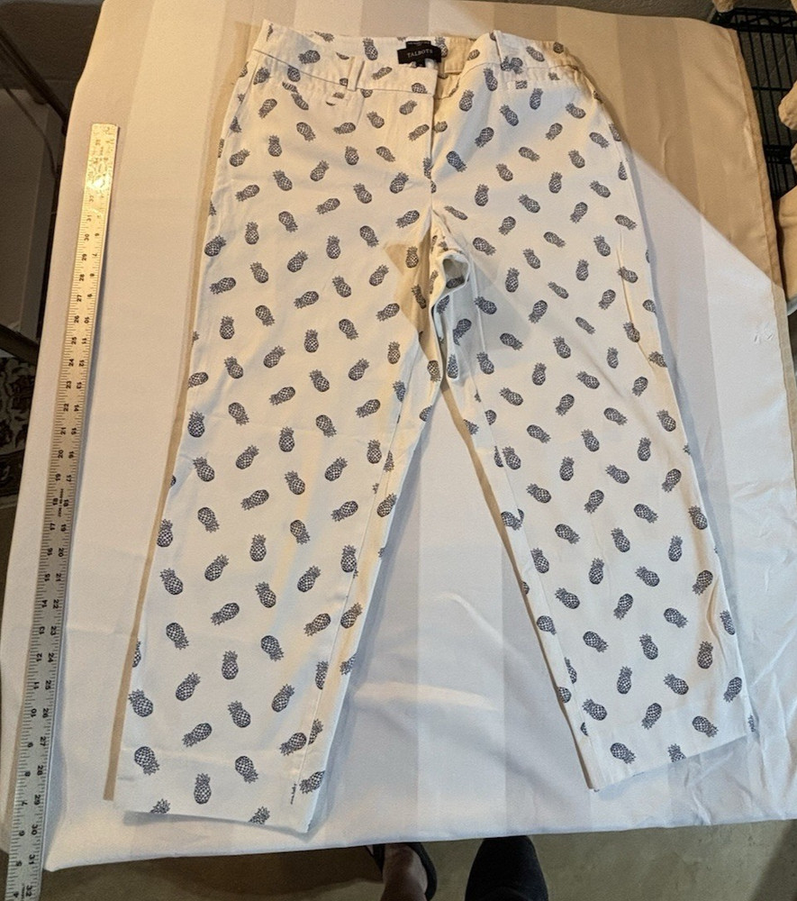 Talbots Perfect Crop Curvy Chino Pants Womens 10 White Pineapple Print Tropical