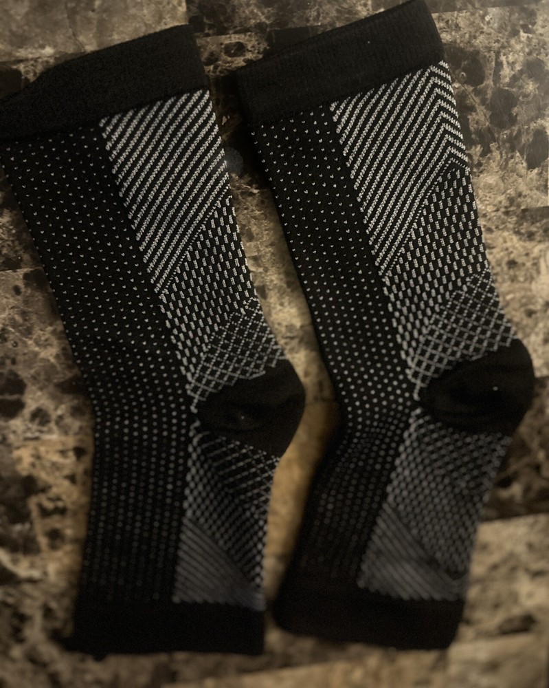 Compression Calf Sleeve for Arthritis Joint Pain Support & Sports - 1 Pair