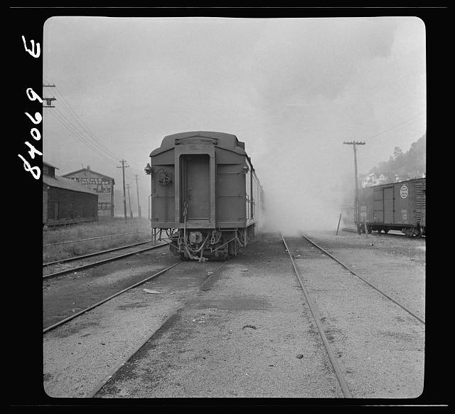Photo:Richwood West Virginia Baltimore Ohio Railroad Train Leaving 1942