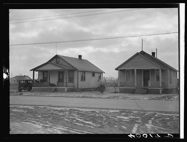 Photo:Flint Michigan 1937 Autoworkers Houses Commercial Well Homes