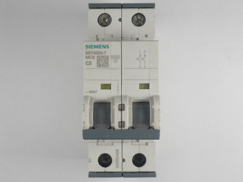Siemens 5SY4203-7, Circuit Breaker, 5SY4 Series, 30A, 2 Pole, 400V AC