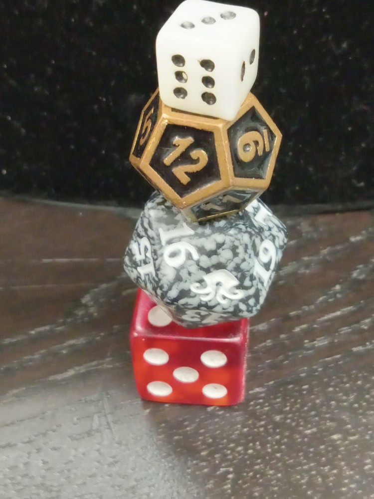 Mixed Lot Gaming Dice Lot Of 4 Plastic  Metal