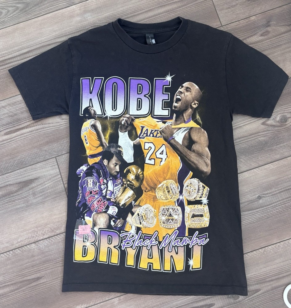 KOBE BRYANT BLACK MAMBA Small GRAPHIC T-SHIRT Los Angeles Lakers Men’s S Rings
