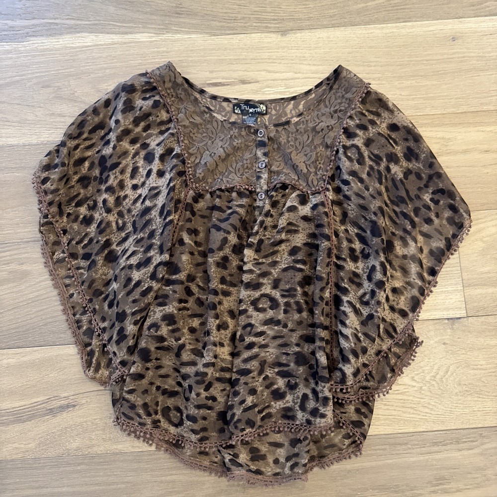 Tru Myth Leopard Print Top Bat Wing Lace Detail Whimsy Goth Sz L Sheet