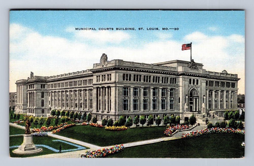 St Louis MO-Missouri Municipal Courts Building Vintage Postcard