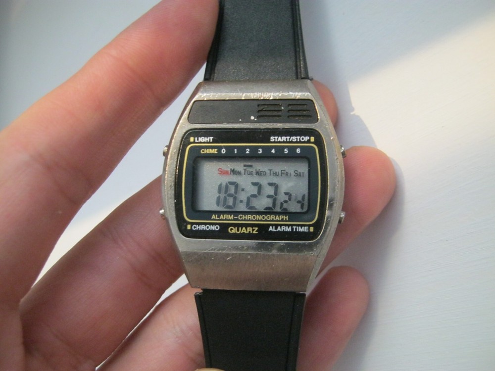 1980s Vintage digital Watch Alarm Chrono