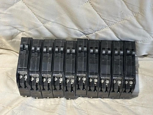 Lot Of 10 New Square D Qot2020 Breaker Tandem 1Pole 20Amp With Hook
