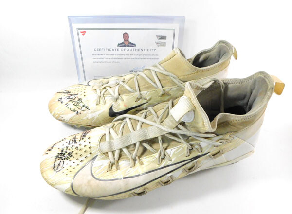 2017 Nick Vannett Seattle Seahawks Game Used Autographed Cleats Size 15 COA