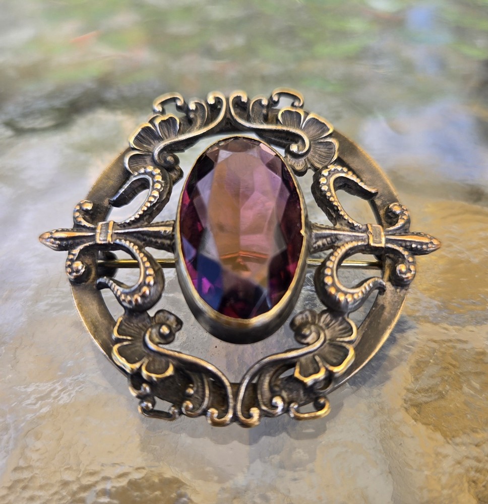 Antique Victorian Purple Glass Brooch Pin C-Clasp Art Nouveau Estate .