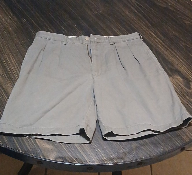 Polo Ralph Lauren Men's Gray Chino Shorts Pleated Front Pockets Summer Spring