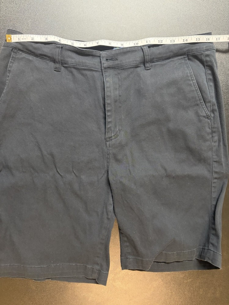 Forever 21 Chino Shorts Size 32 Black Casual Cotton Inseam 7”