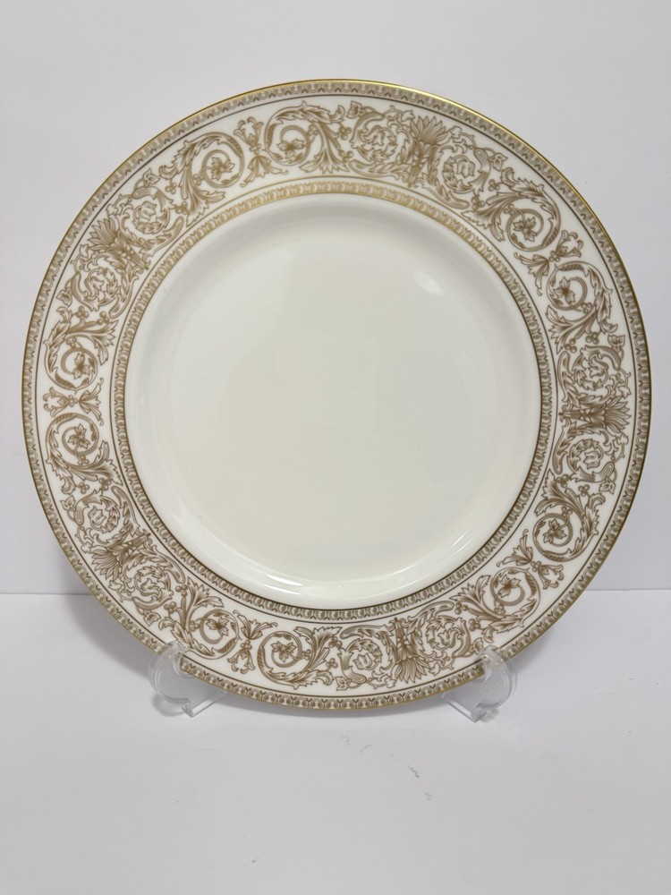 Vintage Royal Doulton Sovereign Fine Bone China 10.5