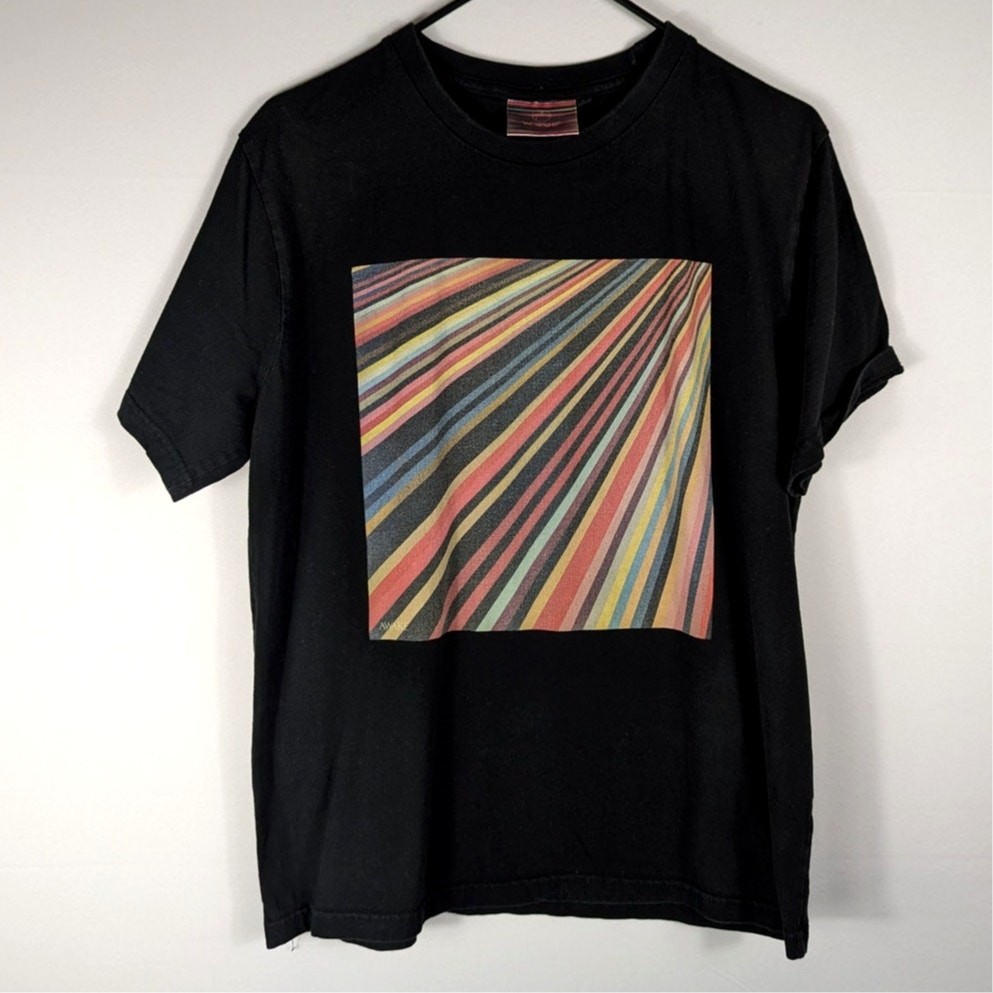 Hillsong Worship L Black Graphic Tee Abstract Rainbow Stripe Christian T-Shirt-image