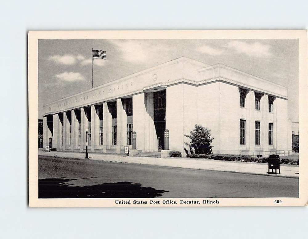 Postcard United States Post Office Decatur Illinois USA