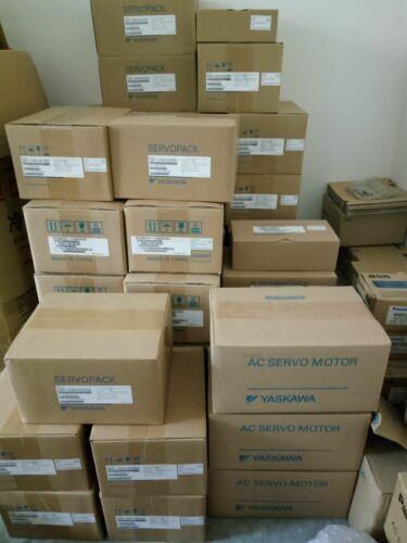YASKAWA SGM-01A3SU21 AC SERVO MOTOR SGM01A3SU21 New In Box Expedited Shipping 1X