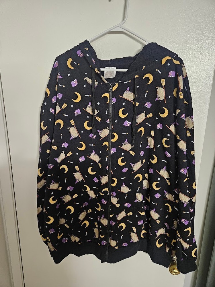 Pusheen Box Exclusive: Halloween Witch Zip-Up Jacket, 3XL