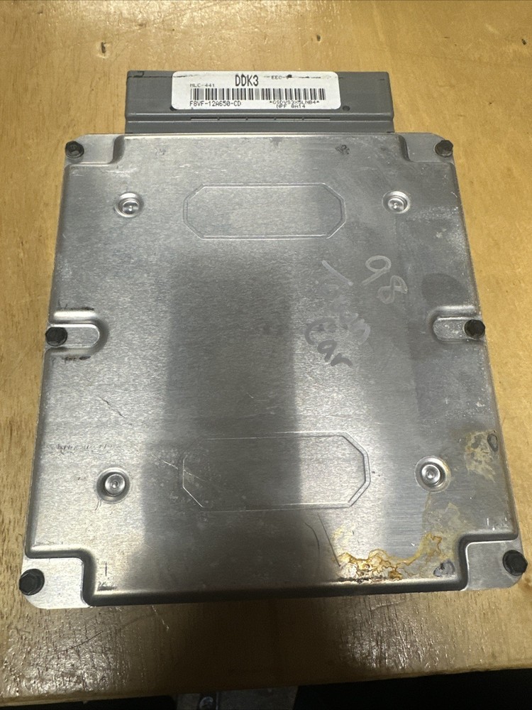 98 LINCOLN TOWN CAR ECU PCM ECM F8VF-12A650-CD DDK3