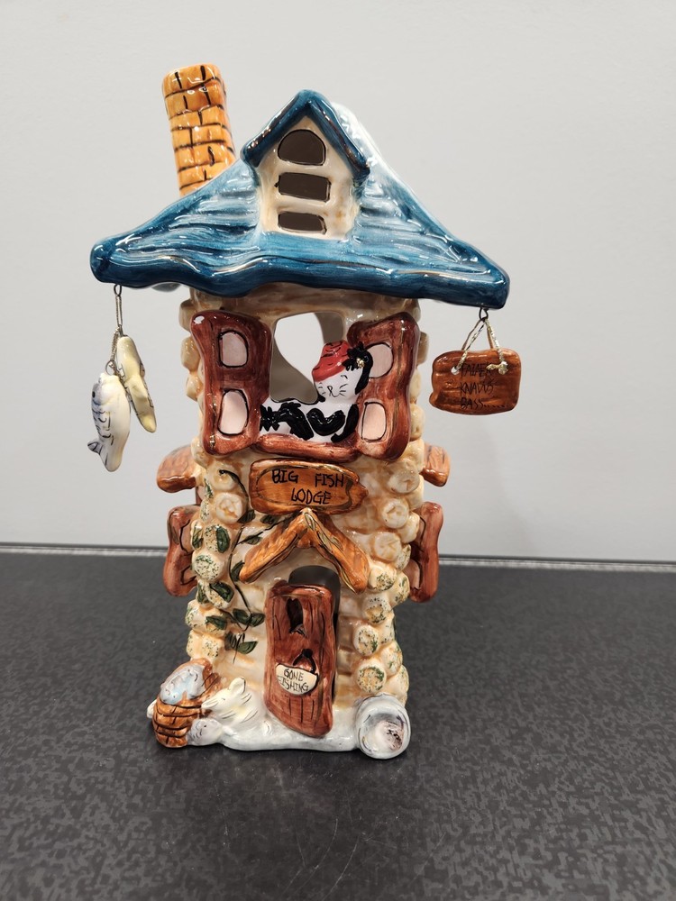 Vintage Blue Sky Clay Works Big Fish Lodge Tea Light House Tower ~ Good