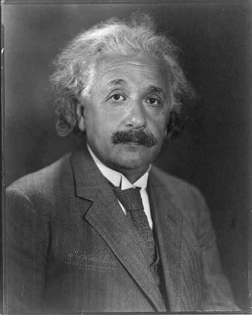 Photo:Albert Einstein 1931 Portrait Formal Suit Black and White
