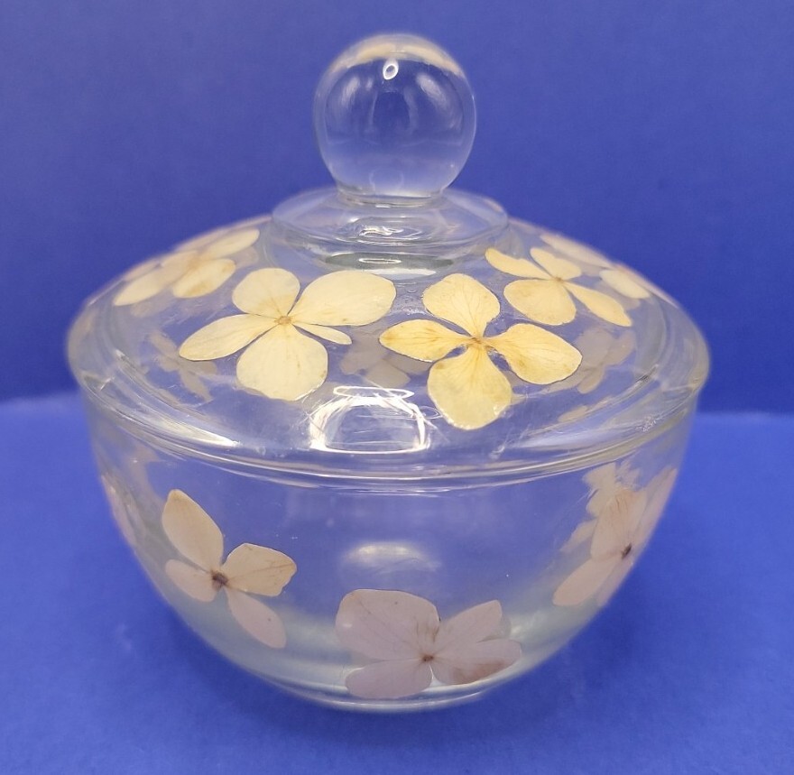 Anchor Hocking Glass Candy Dish with Four-Leaf Clover Lid
