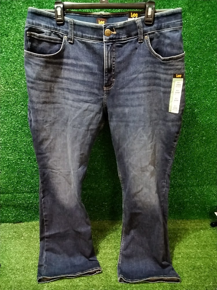 Lee Women's Plus 18w Ultra Lux Comfort Flex Motion Bootcut Jean Star Rise New