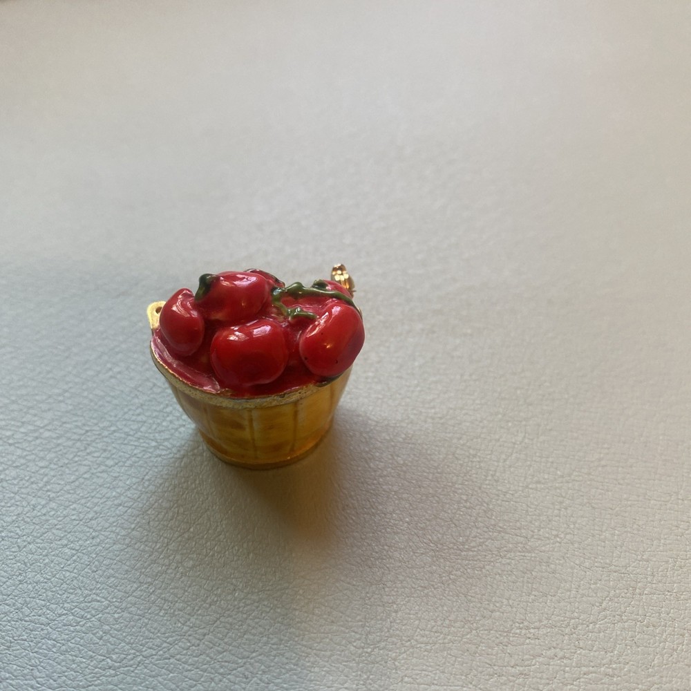 Originals by Robert Vintage Apple Basket Brooch Pin