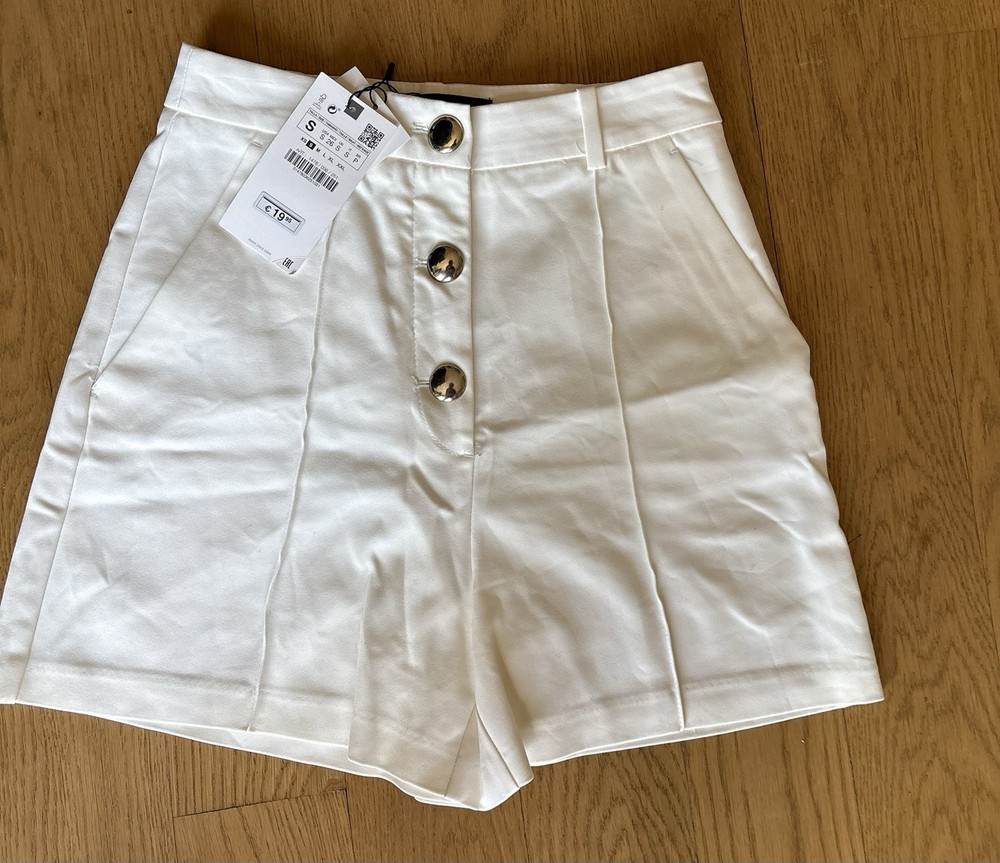 ZARA Women’s White High-Waisted Button Front Shorts Size S With Pocket