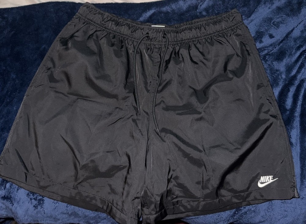 Nike Men's Black Mesh Athletic Shorts Size L Drawstring Lightweight