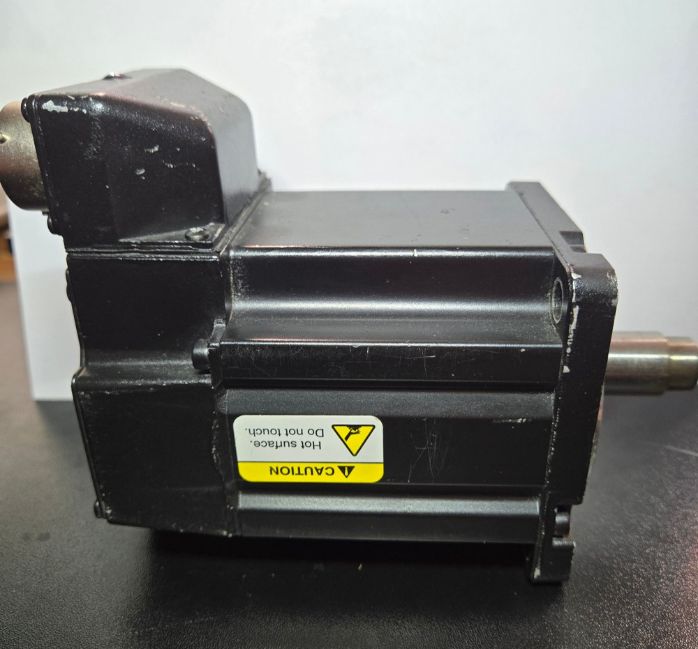 Allen-Bradley MPL-B430P-MJ22AA Kinetix AC Servo Motor
