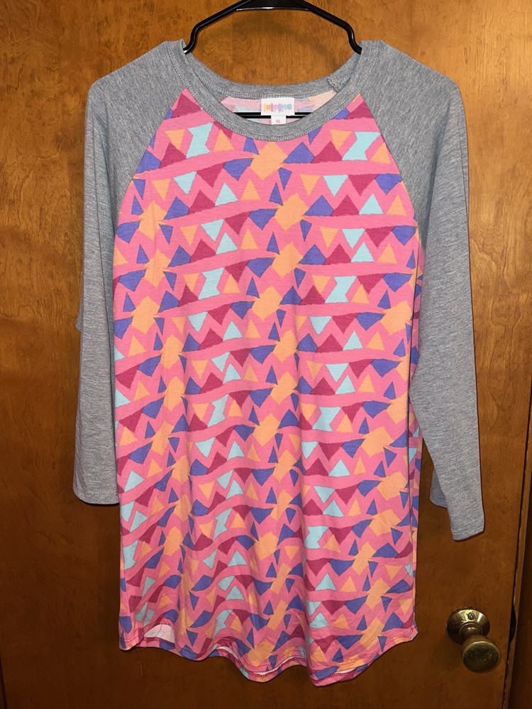 LuLaRoe Women's XL Pink Gray Geometric Tunic Crew Neck 3/4 Raglan Sleeve
