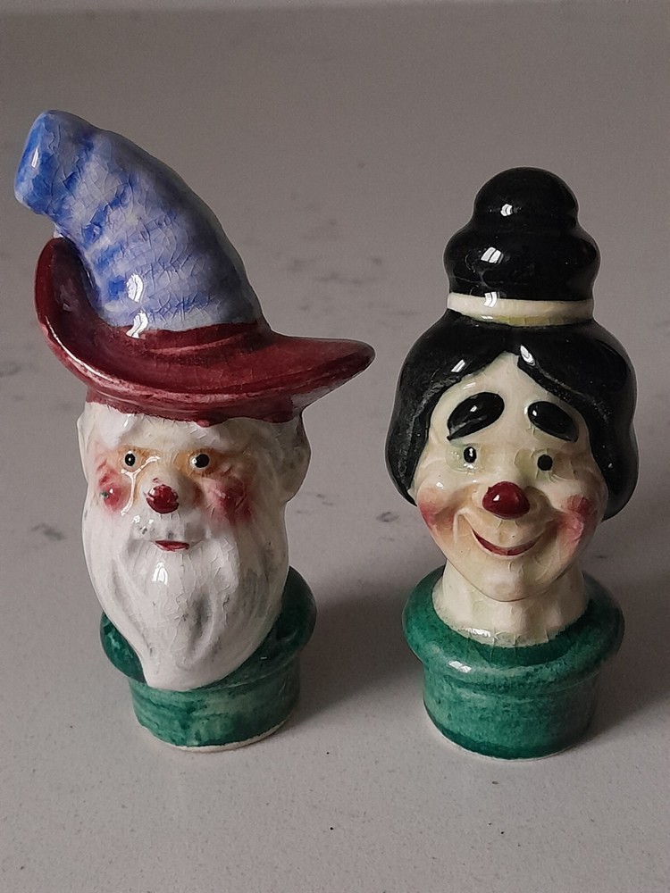 Vintage Kitschy Hillbilly Man and Woman Ceramic Salt & Pepper Shaker Set Japan