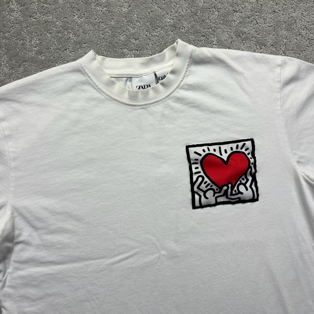 Zara Keith Haring T-Shirt Mens Medium White Heart Graphic Short Sleeve Cotton