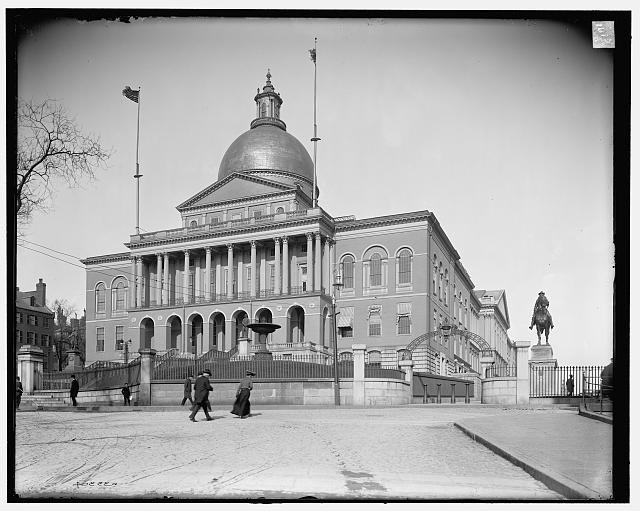 Photo:Boston Massachusetts State House 1900s Dome and Statue