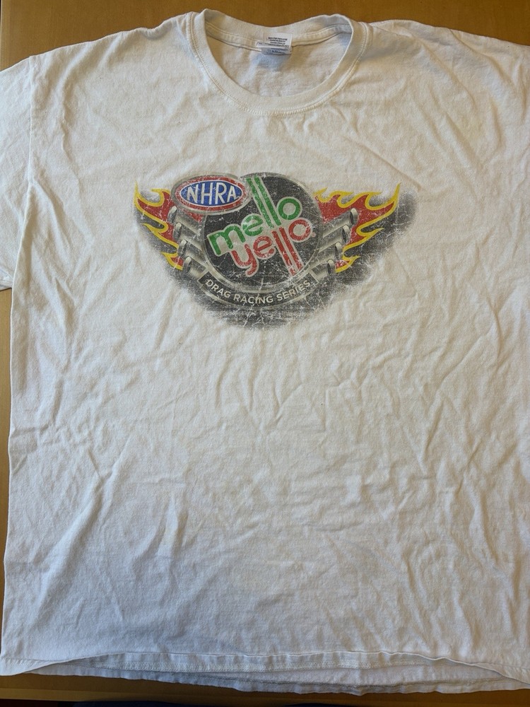 Vintage NHRA Mello Yello Drag Racing T Shirt XL Gildan Racing Graphic Tee