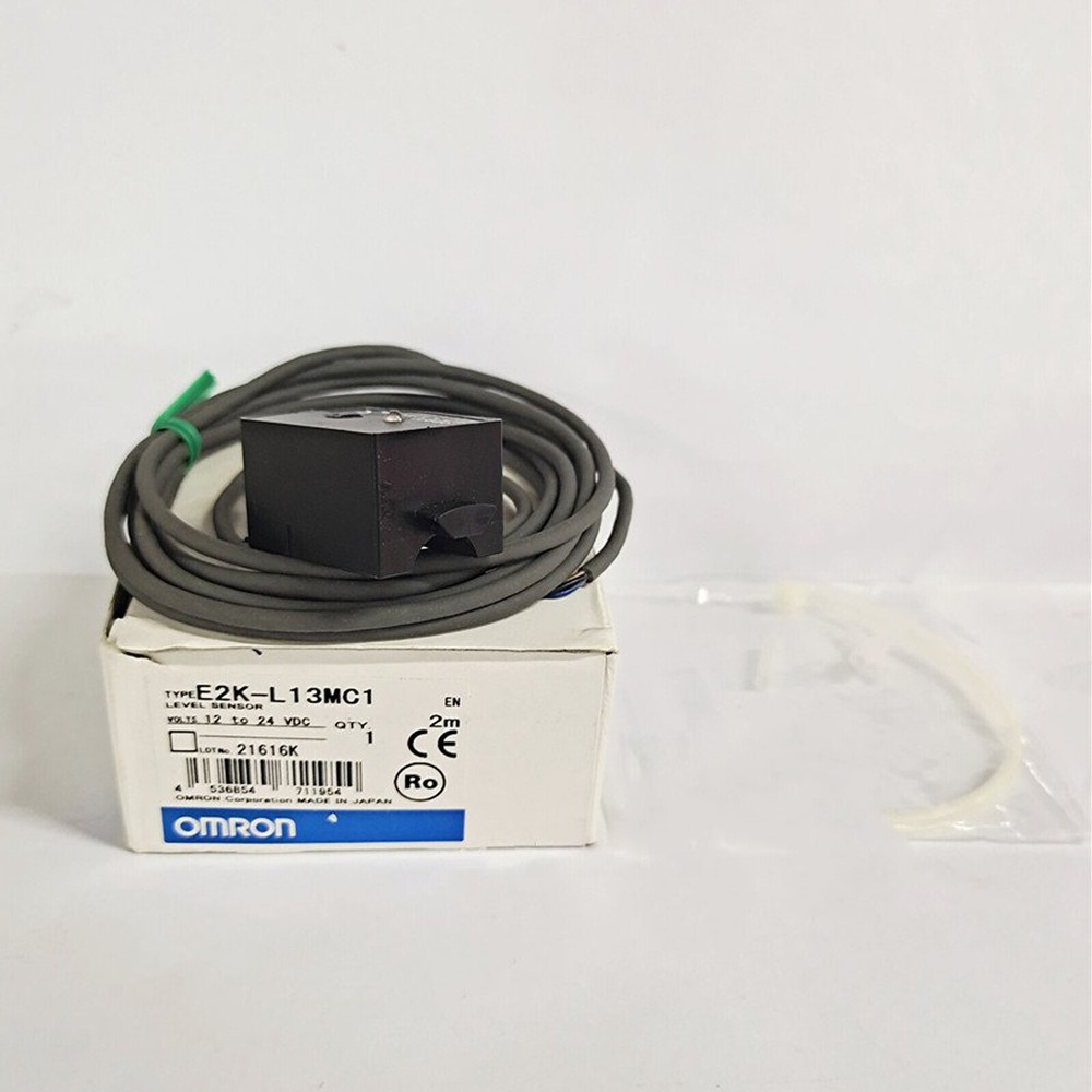 New In Box E2K-L13MC1 E2K-L13MC1 Photoelectric Switch Sensor FAST SHIP #F22