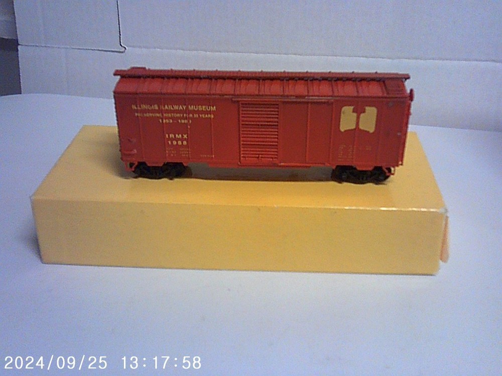 Accurate Finishing Inc.  Illinois Railway Museum 40' Box Car Kit-image