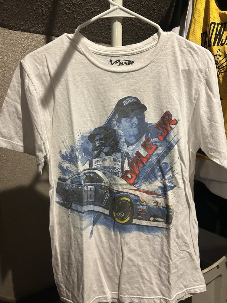 Dale Earnhardt Jr. T-Shirt, Chase Authentic’s, Size M