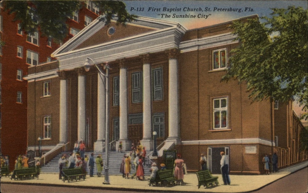 First Baptist Church ~St Petersburg Florida ~ 1940s linen postcard