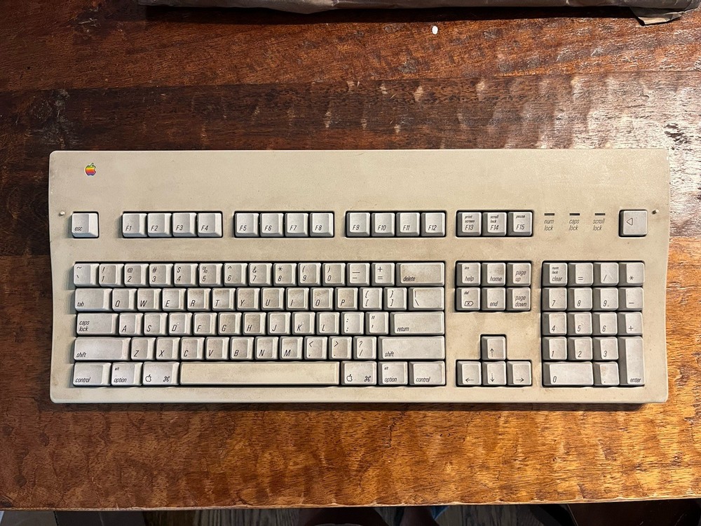 Vintage Apple Extended Keyboard II Macintosh Mac ADB M3501