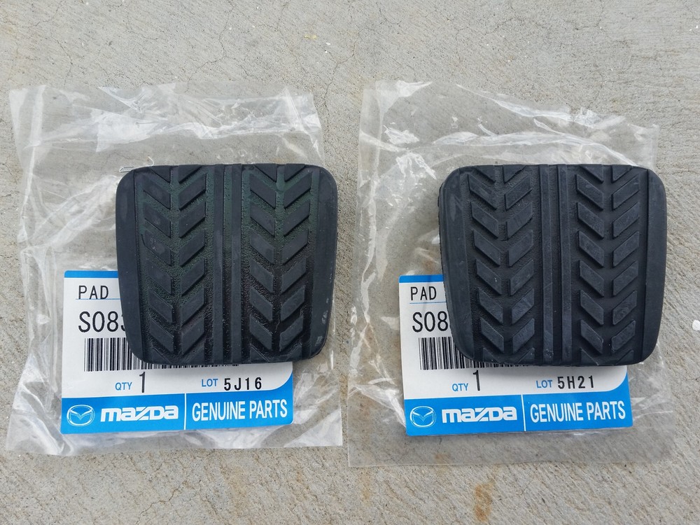 Mazda FC3S RX7 pedal pads NEW S083-43-028