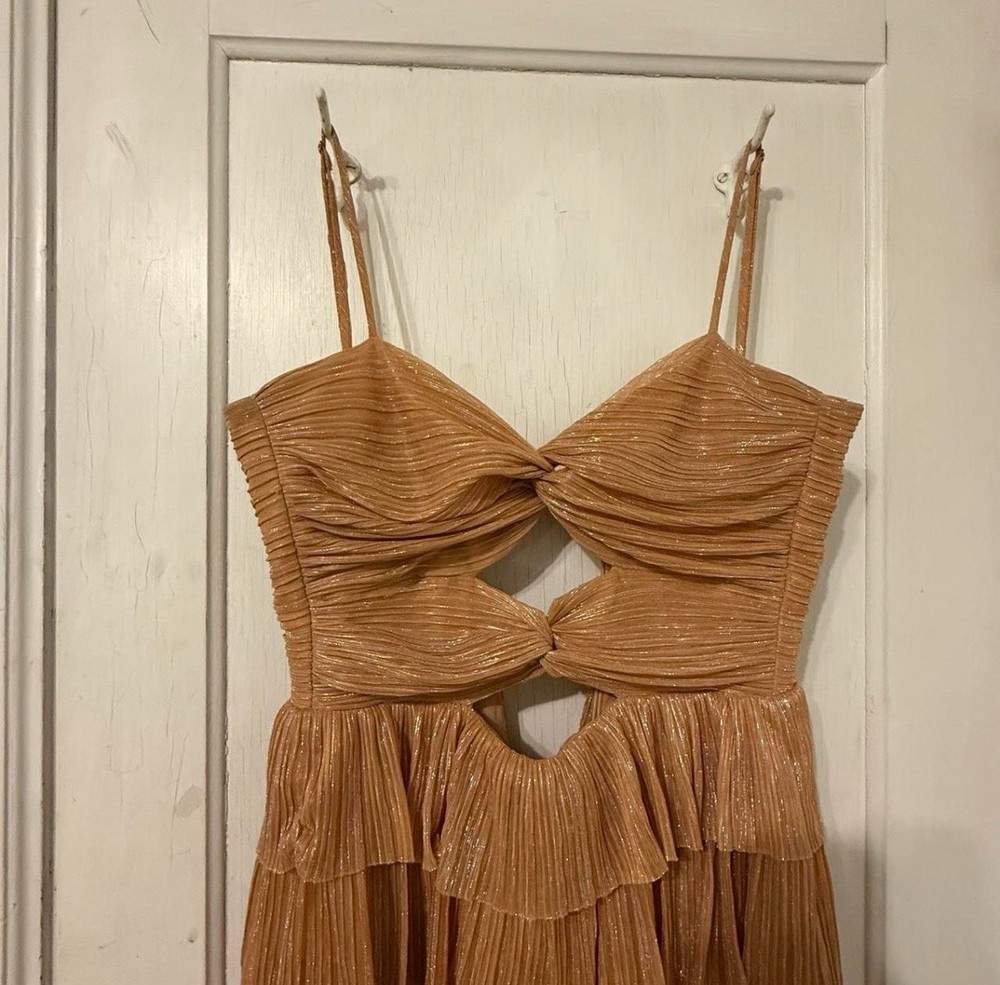 Gianni Bini Women's Dress, Size 6, Sweetheart Neckline, Tiered Maxi Cut-Out