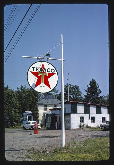 Photo:Deposit New York Texaco Gasoline Sign Route 10 1976
