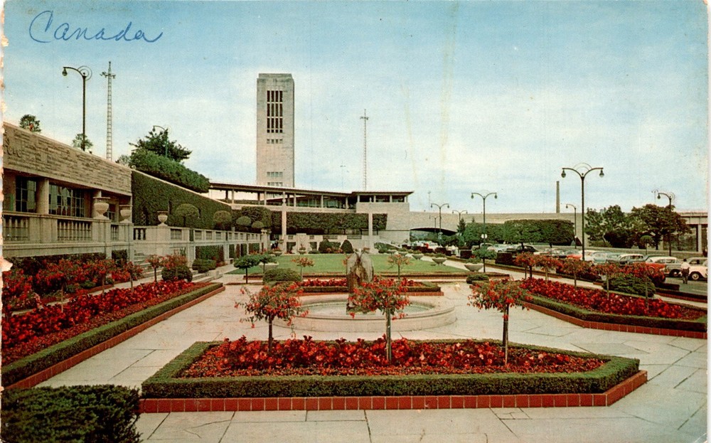 Canada, Niagara Falls, Ontario, Oakes Gardens, Carillon Tower, Rainbow Postcard