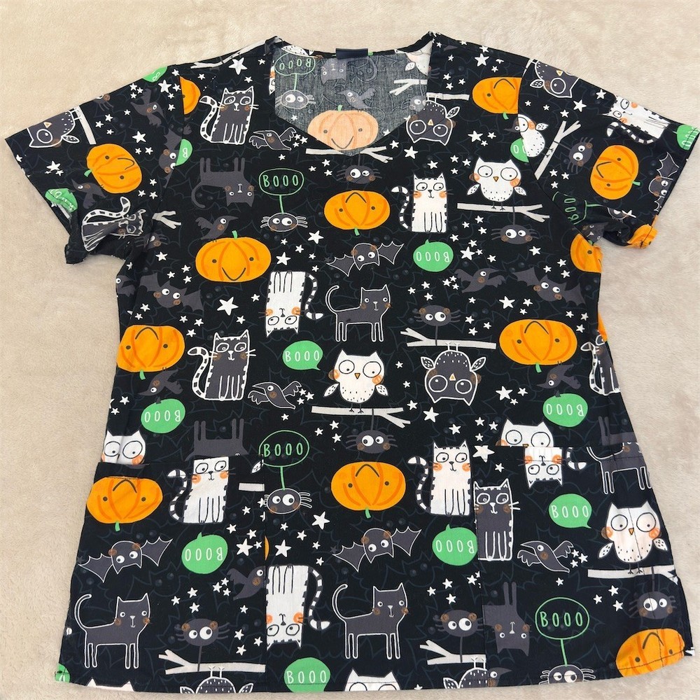 Zoe + Chloe Scrub Top Womens Size S Halloween Print V-Neck Short Sleeve
