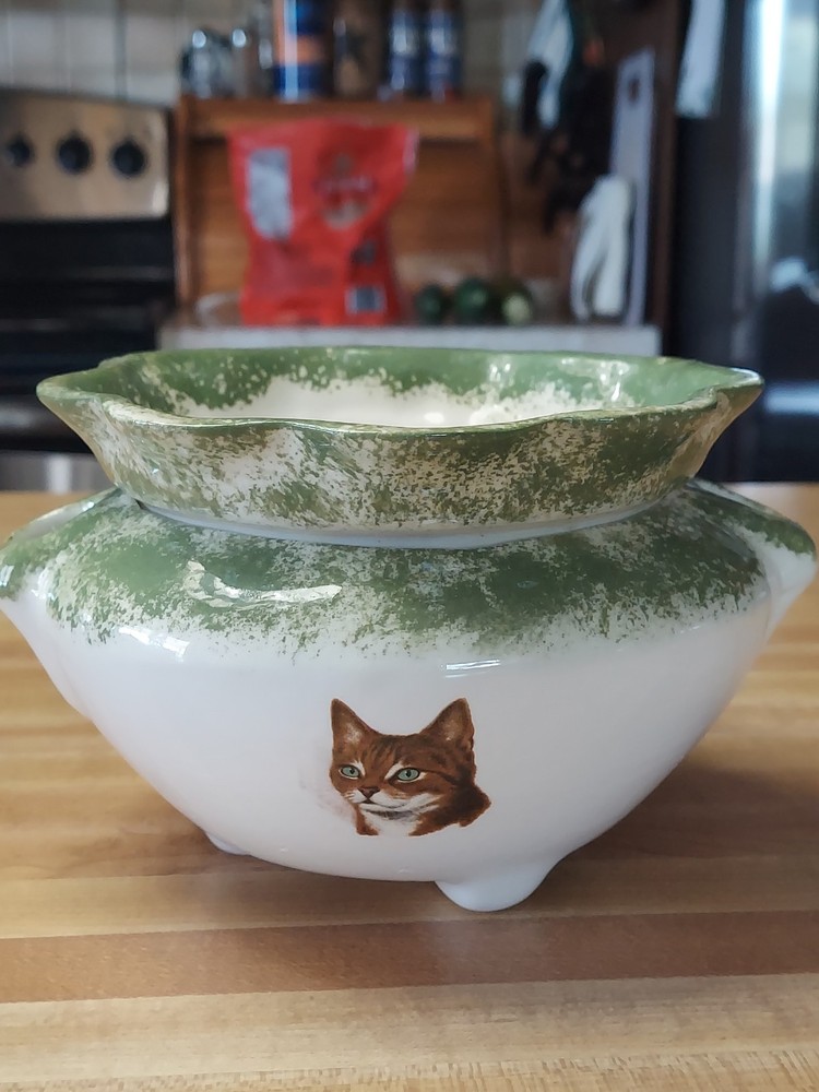 Unique vintage green spongeware vase planter cat motif with flower frog