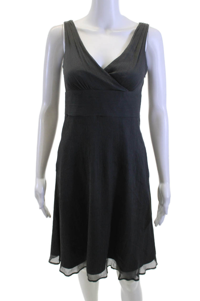 J Crew Women A-Line Fit & Flare Silk V-Neck Black Sleeveless Dress Size 2PFree Shipping in US $100+ Orders | $6.95 Orders Below